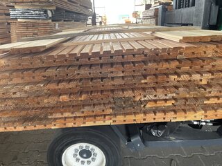 Ca. 167x Douglas Design, Tripple, Deens profiel, 22x142mm, lengte 300c